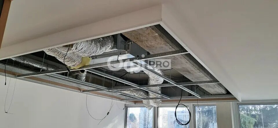 Office in Pau for lease - Building Photo - Image 3 of 10