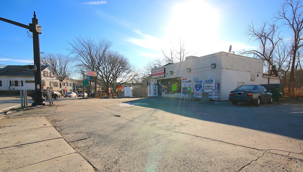 1200 Putnam Pike, Chepachet, RI for sale - Building Photo - Image 1 of 1