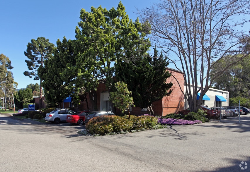 440 Rutherford St, Goleta, CA for lease - Building Photo - Image 2 of 14