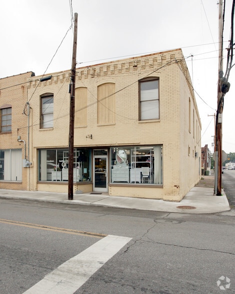 124 N College St, Lebanon, TN for lease - Building Photo - Image 2 of 3