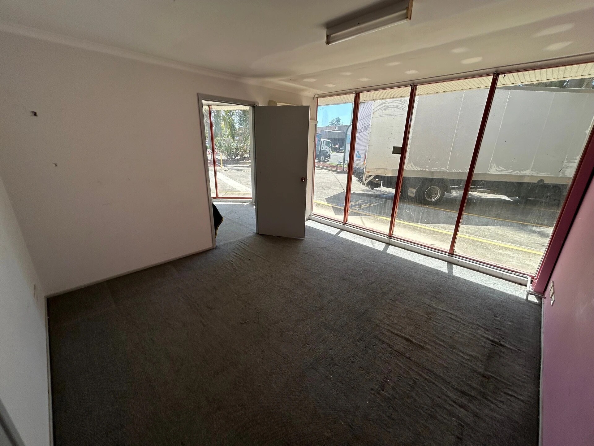 26 Ralph Black Dr, North Wollongong for lease Interior Photo- Image 1 of 4