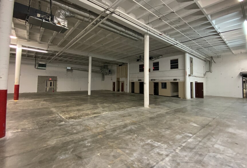 279 Ottley Dr NE, Atlanta, GA for sale - Interior Photo - Image 1 of 1