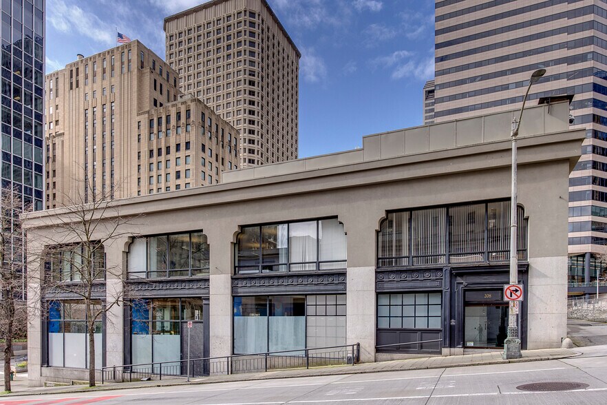 208 Columbia St, Seattle, WA for lease - Building Photo - Image 1 of 2