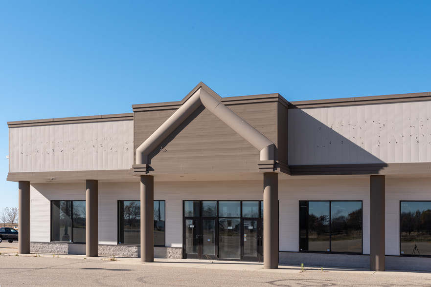 6500 W Frontage Rd, Medford, MN for sale - Building Photo - Image 1 of 1