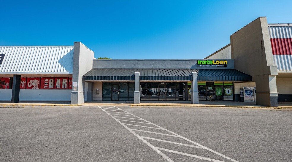 5428-5444 Dogwood Dr, Milton, FL for lease - Building Photo - Image 2 of 8