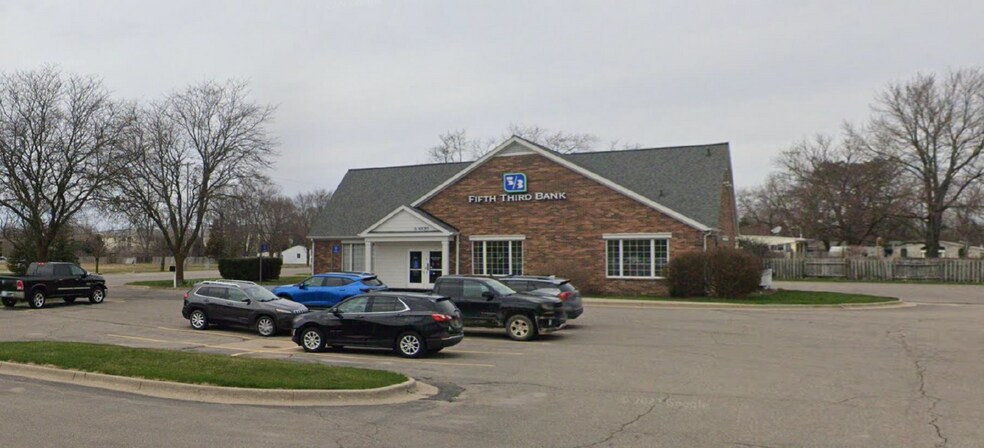 6530 W Pierson Rd, Flushing, MI for sale - Primary Photo - Image 1 of 1