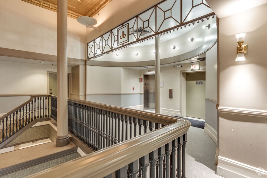 175 N Franklin St, Chicago, IL for lease - Lobby - Image 3 of 14