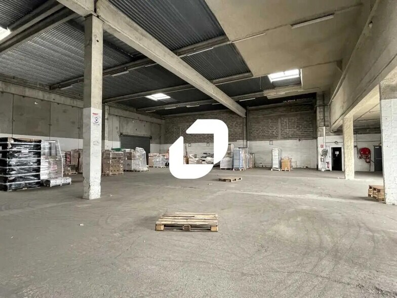 Office in Bruges for lease - Interior Photo - Image 1 of 8