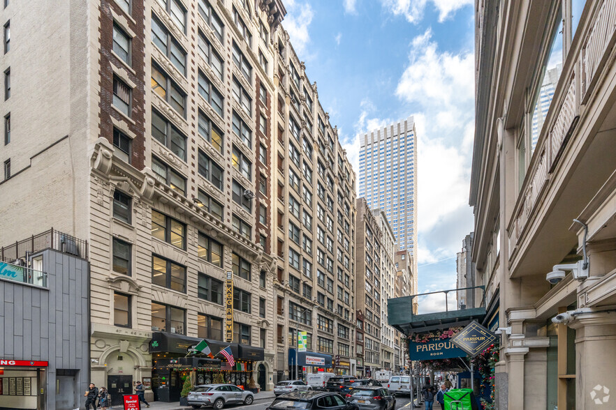 43-51 W 36th St, New York, NY for lease - Primary Photo - Image 1 of 5