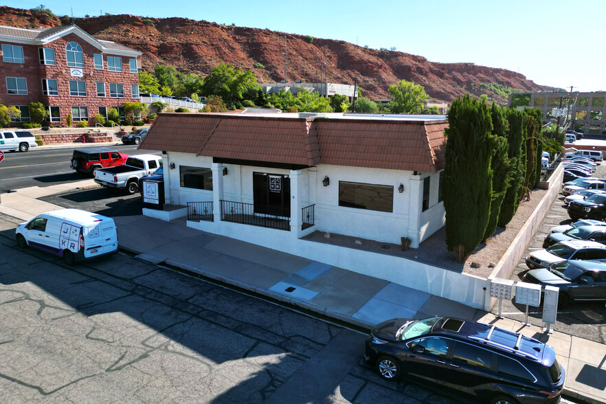 198 N 100 E, Saint George, UT for lease - Building Photo - Image 2 of 26