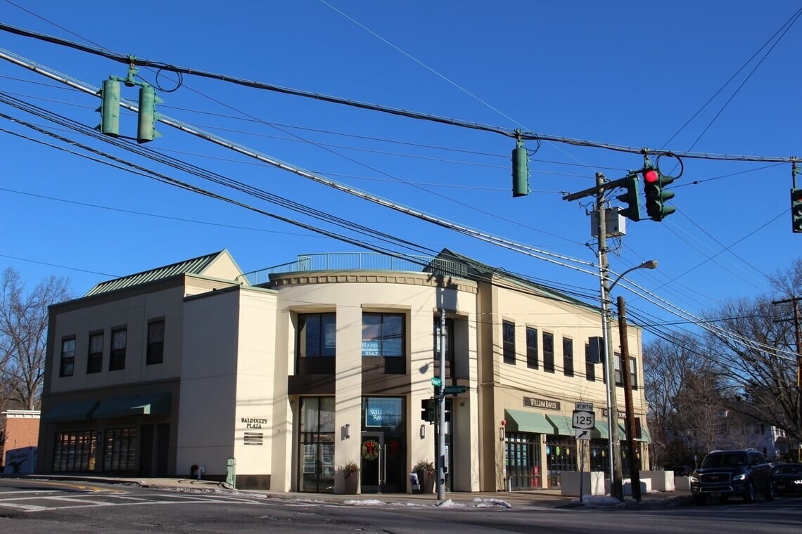 1 Palmer Ave, Scarsdale, NY 10583