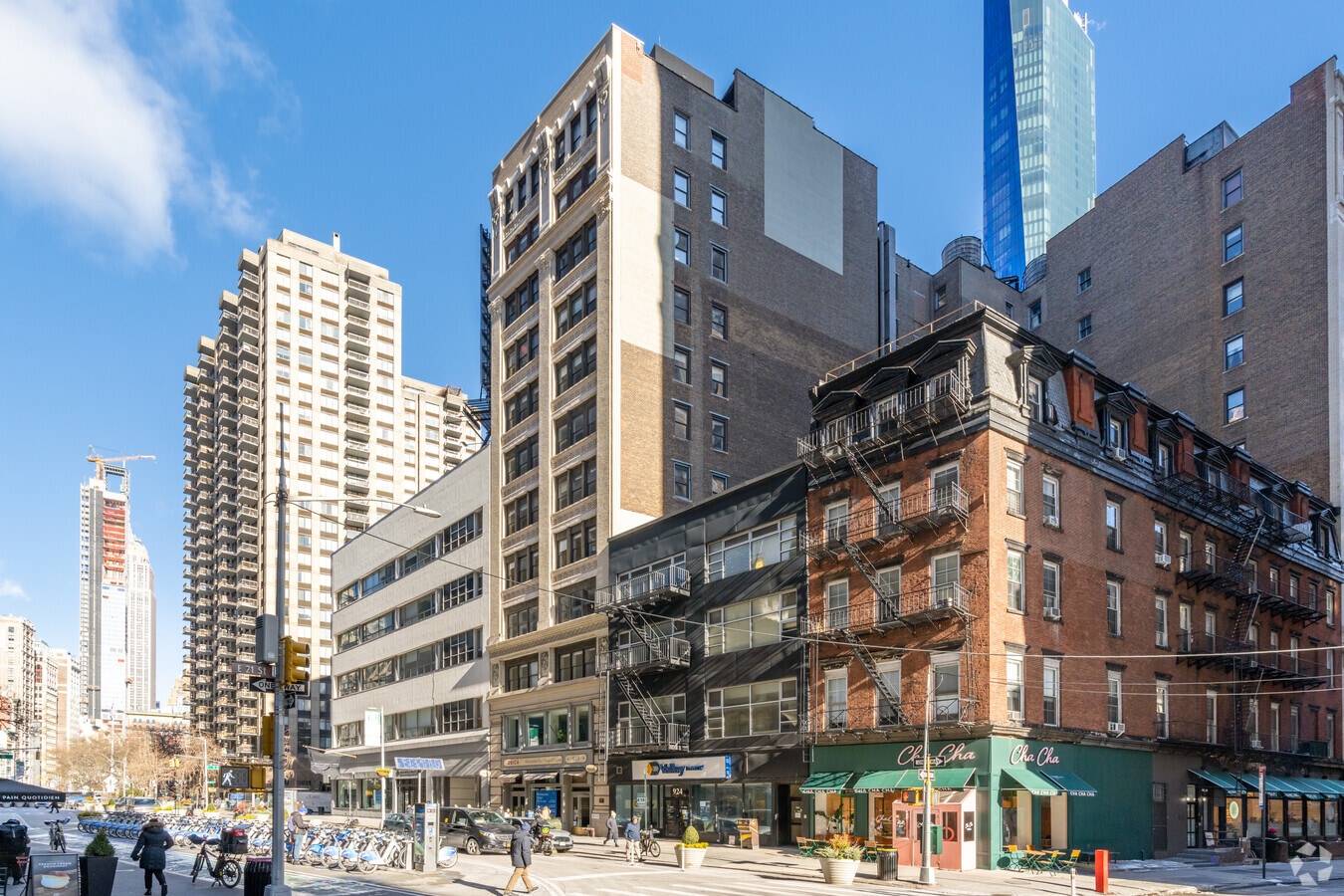 ベルナール・ビュッフェ「NEW YORK-Downtown Broadway」 image.jpg
