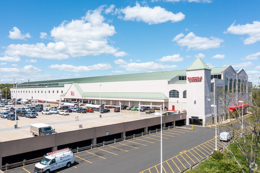 40 Black Rock Tpke, Fairfield, CT for sale - Building Photo - Image 1 of 1