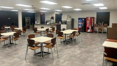 14425 College Blvd, Lenexa, KS for lease Interior Photo- Image 2 of 5