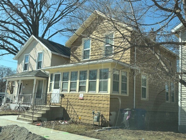 817 Cherry St, Oshkosh, WI for sale Building Photo- Image 1 of 1