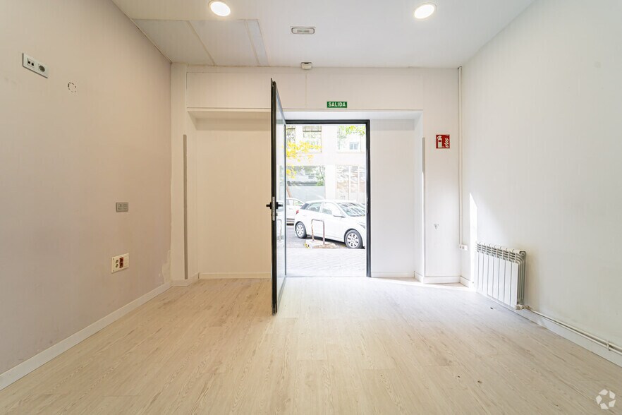 Multifamily in Madrid, Madrid for sale - Interior Photo - Image 1 of 2