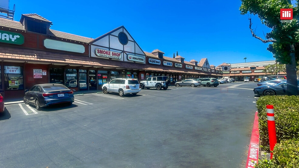 6411 Sepulveda Blvd, Van Nuys, CA for lease - Building Photo - Image 3 of 11