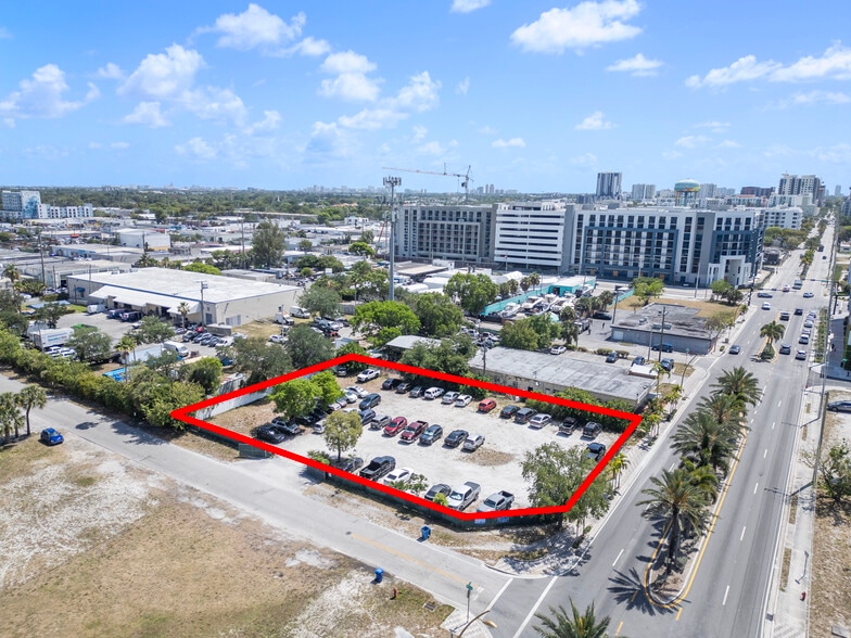 606 NW 8th Ave, Fort Lauderdale, FL for sale - Building Photo - Image 2 of 19