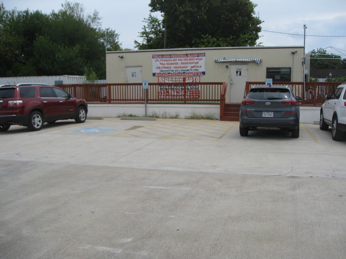 7301 Synott Rd, Houston, TX 77083