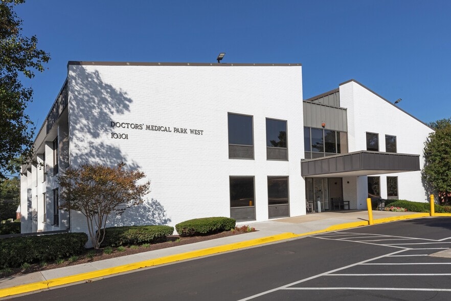 10301 Georgia Ave, Silver Spring, MD for lease - Building Photo - Image 1 of 9