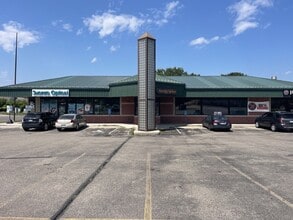 1101-1107 E College Dr, Marshall, MN for lease Building Photo- Image 1 of 1