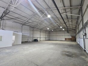 1619 Jerrold Ave, San Francisco, CA for lease Interior Photo- Image 1 of 5