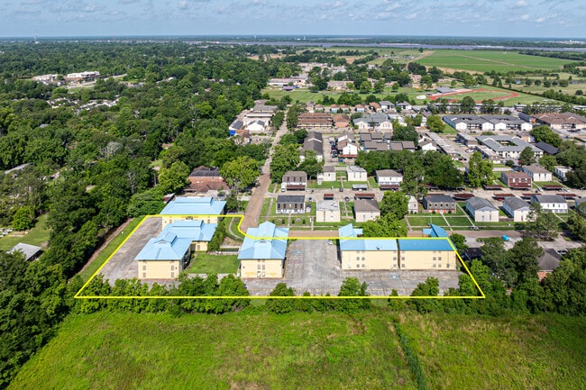 More details for 4759 Earl Gros Ave, Baton Rouge, LA - Multifamily for Sale