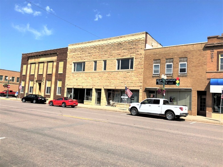 6 E Central St, Springfield, MN, 56087 Storefront Retail/Residential