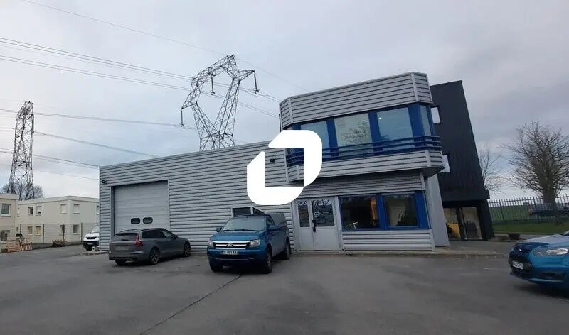 Flex in Marcoussis for lease - Building Photo - Image 1 of 11