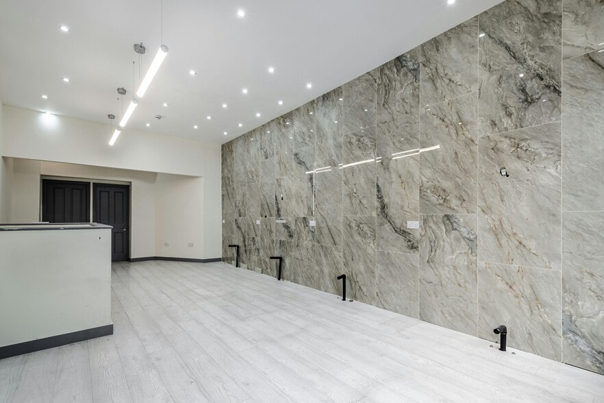 10 Hackney Rd, London for sale - Building Photo - Image 2 of 11