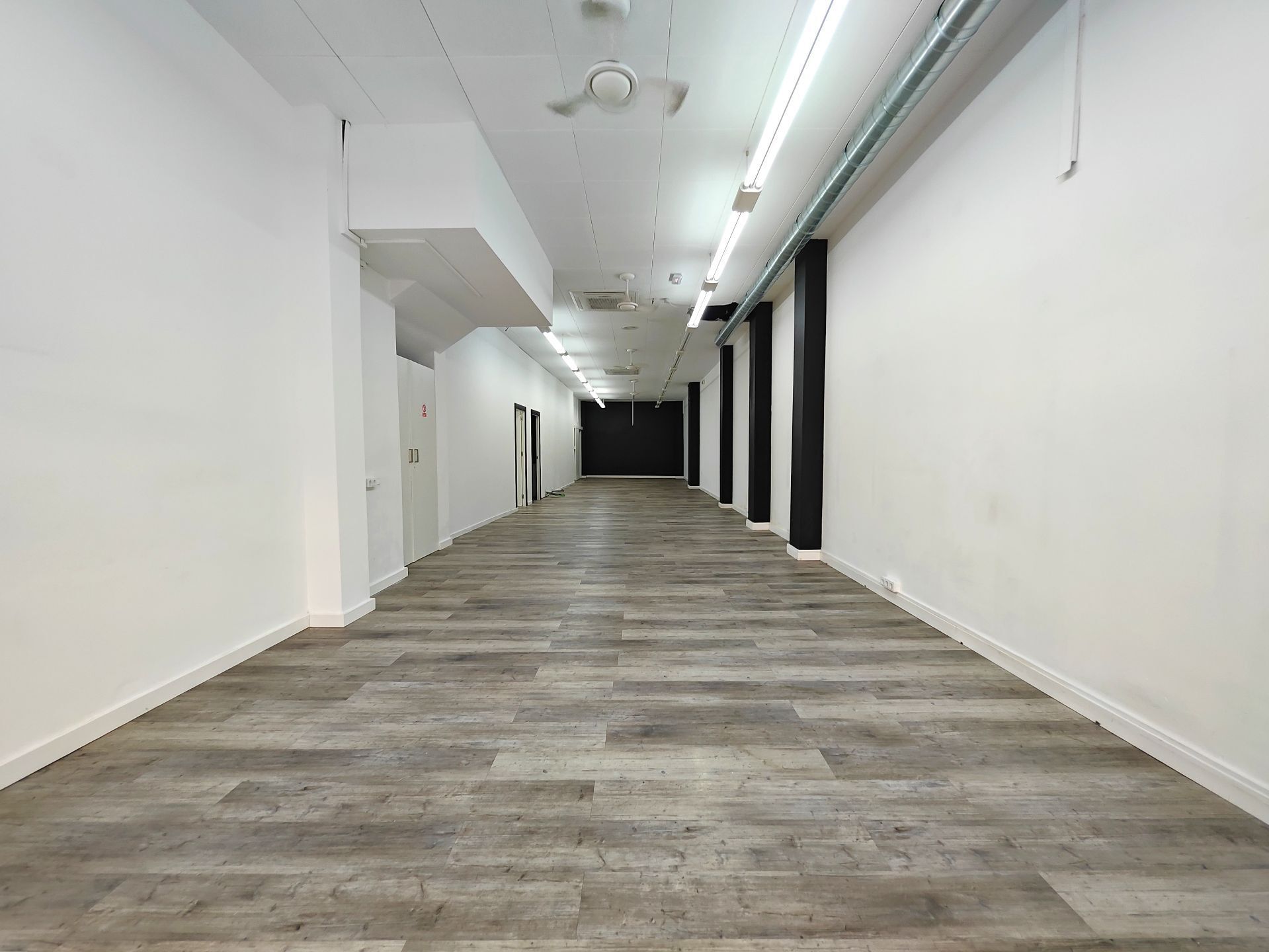 Retail in Blanes, Gerona for lease Interior Photo- Image 1 of 6