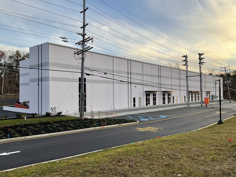 30 Cpl Luigi Marciante Jr Memorial Dr, Jackson Township, NJ for lease - Building Photo - Image 1 of 4