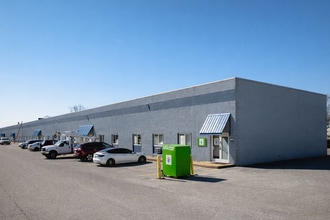 5222-5232 Tractor Rd, Toledo, OH for lease Interior Photo- Image 1 of 8