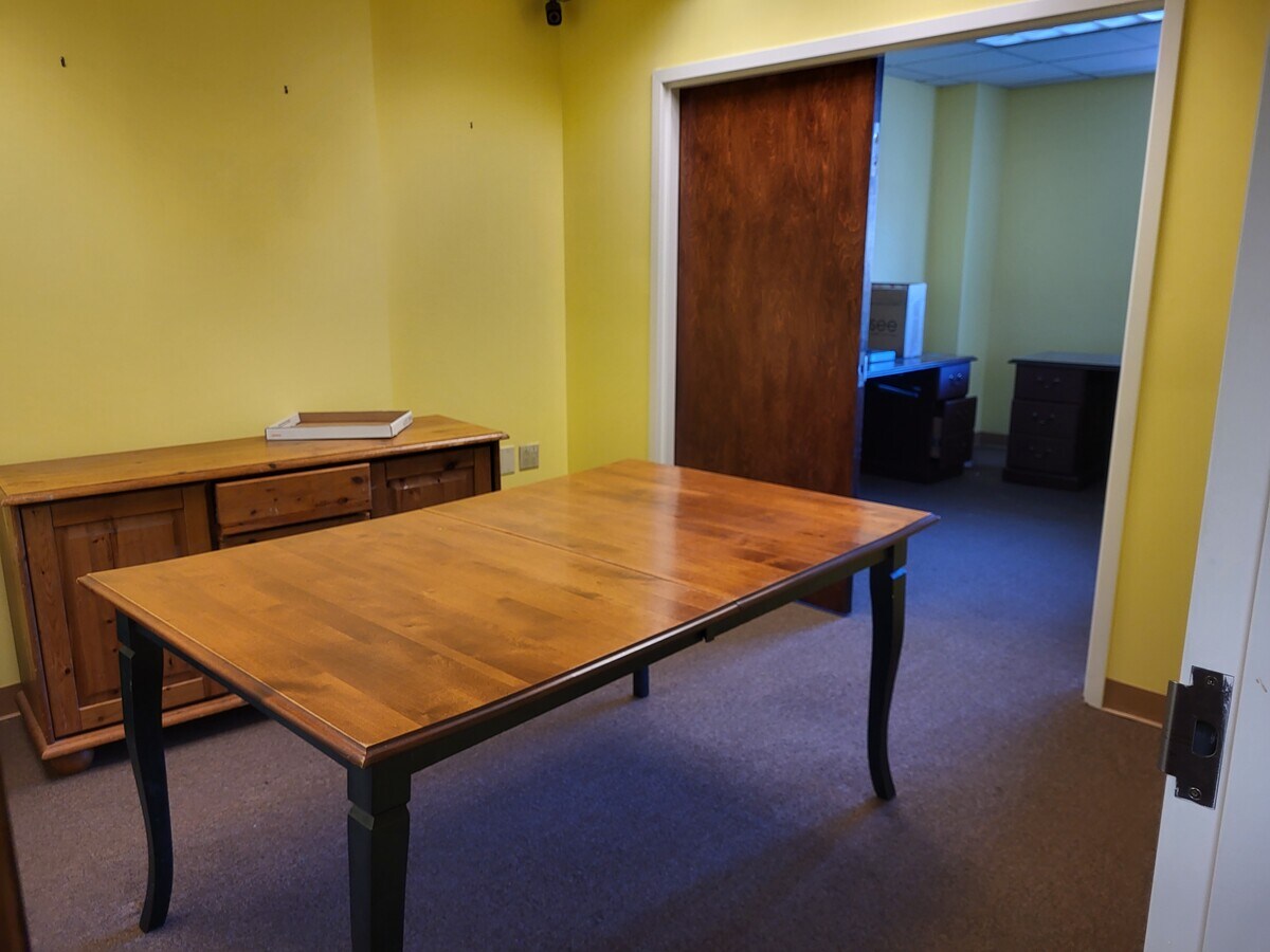 647657 Main Ave, Passaic, NJ 07055 Passaic Office Lease