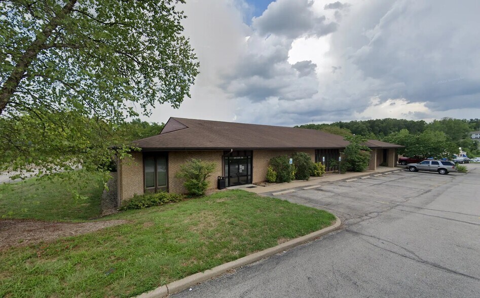 1320 Ymca Dr, Festus, MO 63028 Office for Sale
