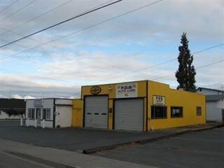 1990 Redwood Ave, Grants Pass, OR for sale Primary Photo- Image 1 of 1