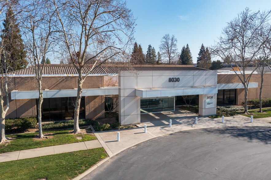 8010-8030 Foothills Blvd, Roseville, CA for lease - Building Photo - Image 1 of 3