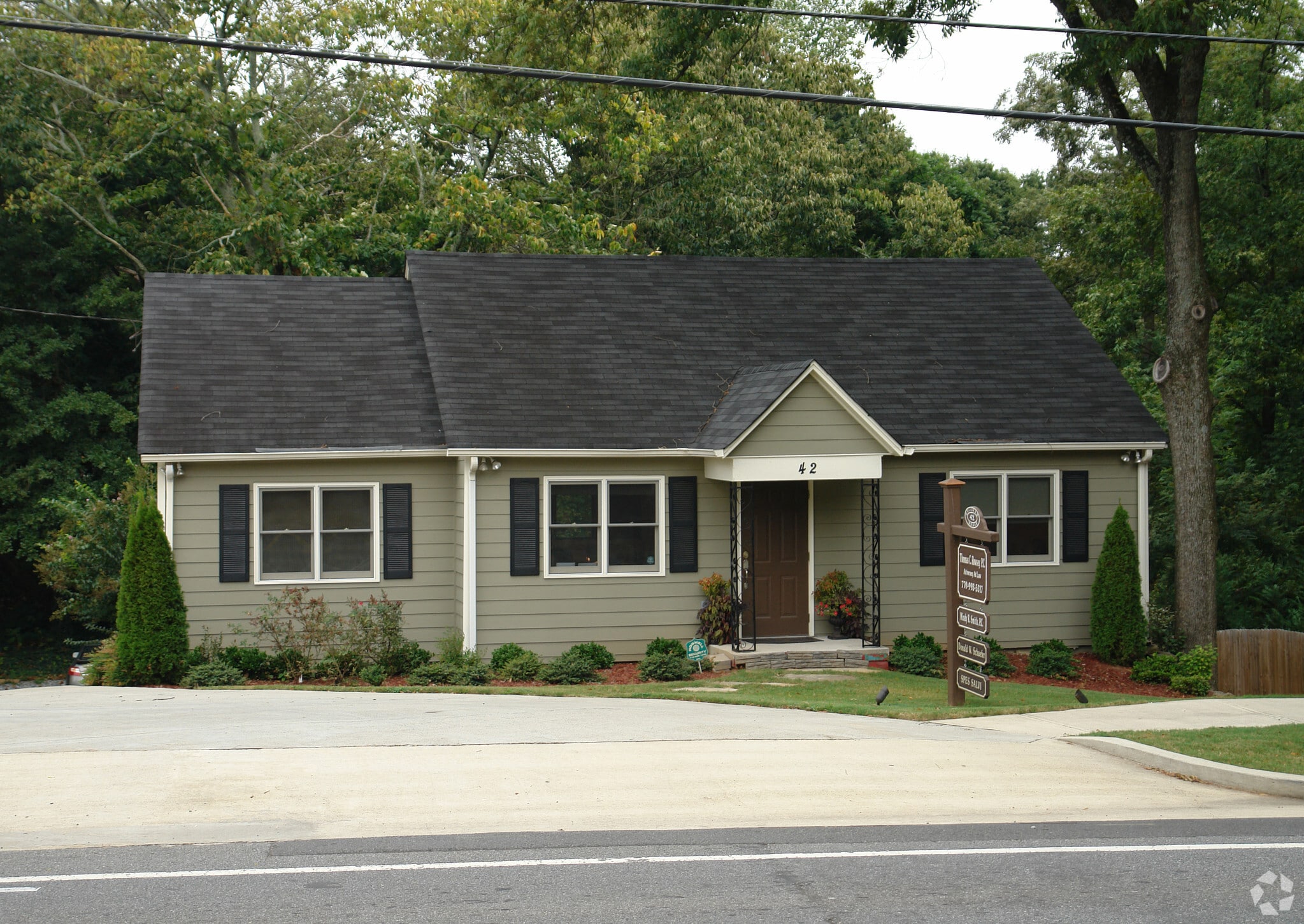 42 Woodstock Rd, Roswell, GA for sale Building Photo- Image 1 of 3