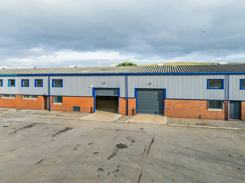 Heads Of The Valley Industrial Estate, Rhymney for lease - Primary Photo - Image 1 of 3