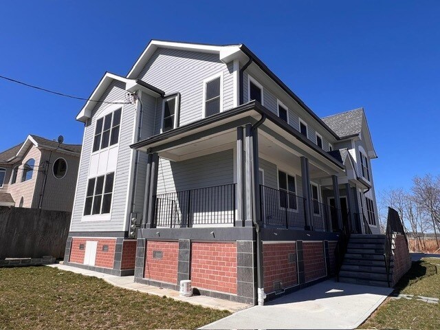 47 Tier st, Bronx, NY for sale Primary Photo- Image 1 of 8