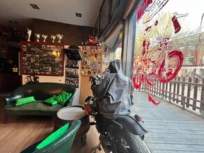 Retail in El Vendrell, Tarragona for lease Interior Photo- Image 2 of 17