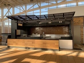 13783 W Oasis Service Rd, Lake Forest, IL for lease Interior Photo- Image 1 of 4