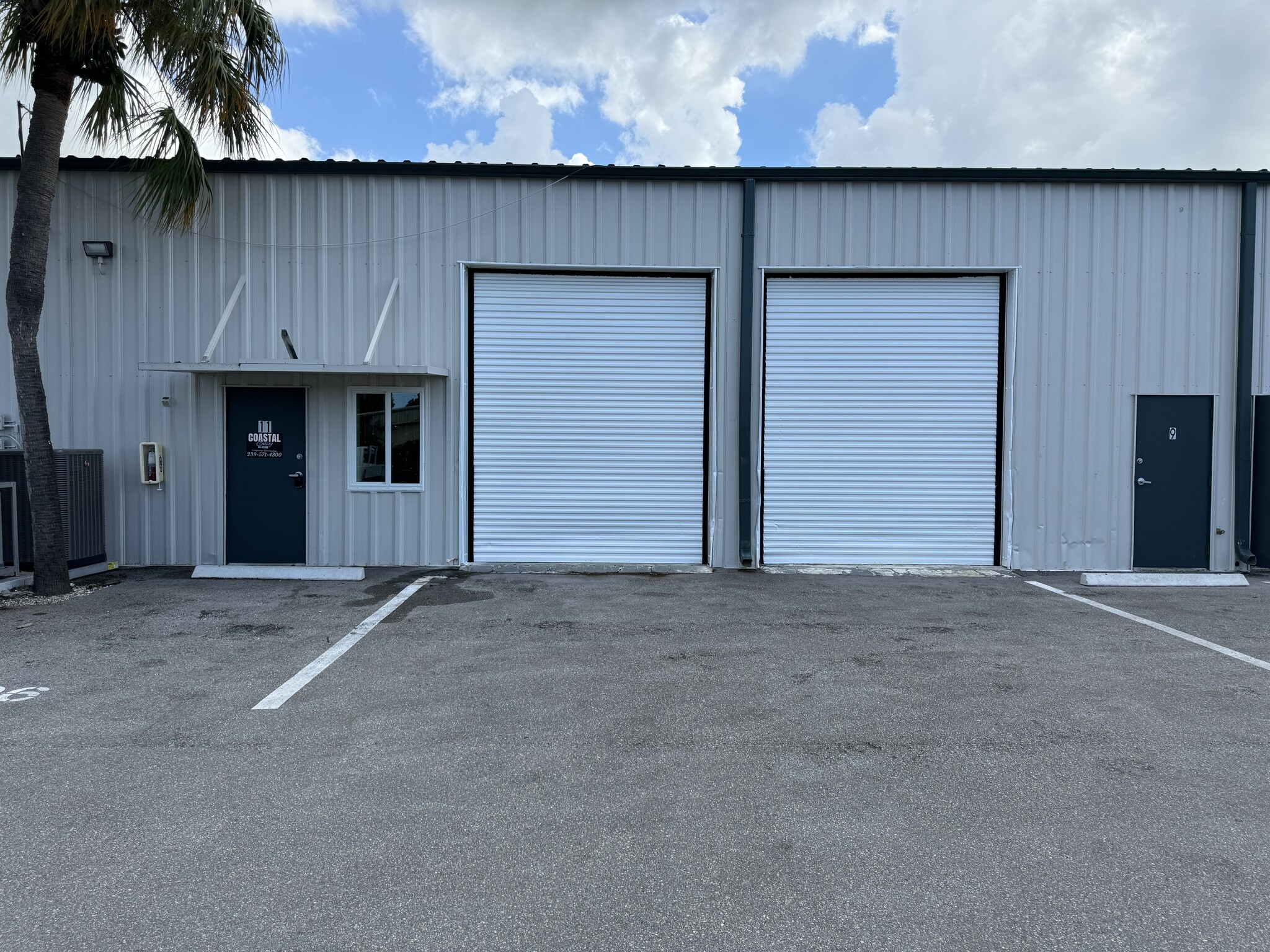 4755 Mercantile Ave, Naples, FL for lease Building Photo- Image 1 of 4