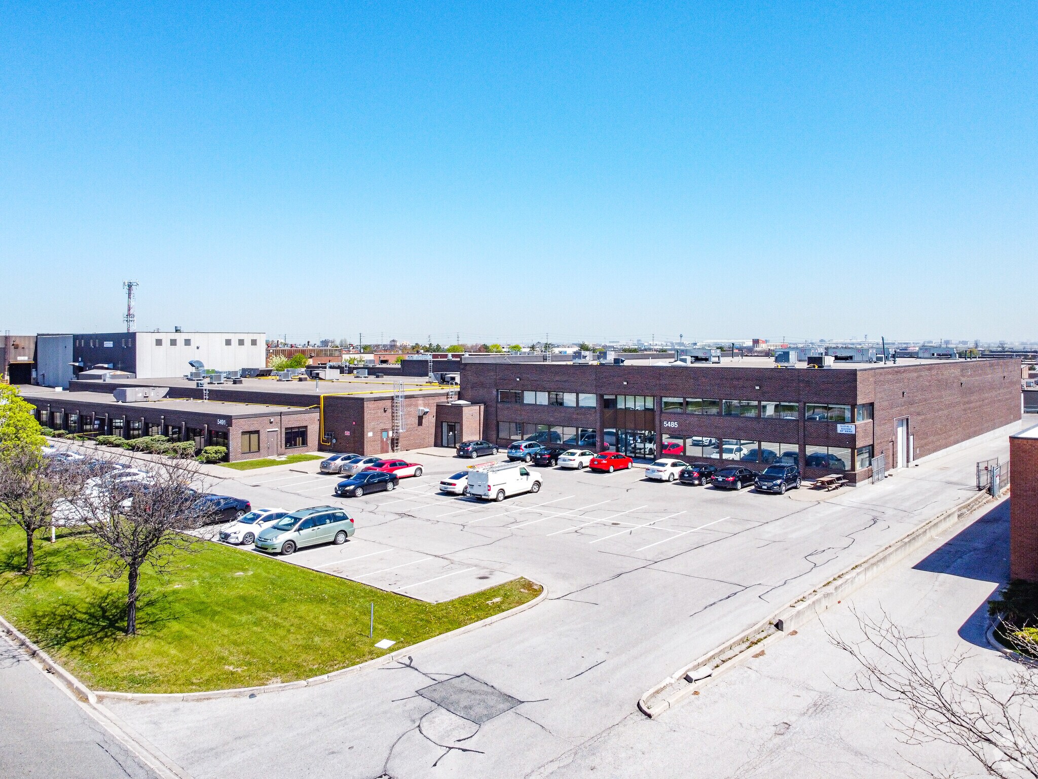5485-5491 Timberlea Blvd, Mississauga, ON for sale Primary Photo- Image 1 of 1