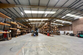 Weycroft Av, Axminster for lease Interior Photo- Image 1 of 1