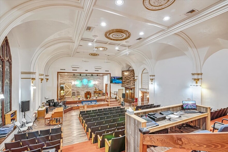 837 W Linden St, Allentown, PA for sale - Building Photo - Image 2 of 30