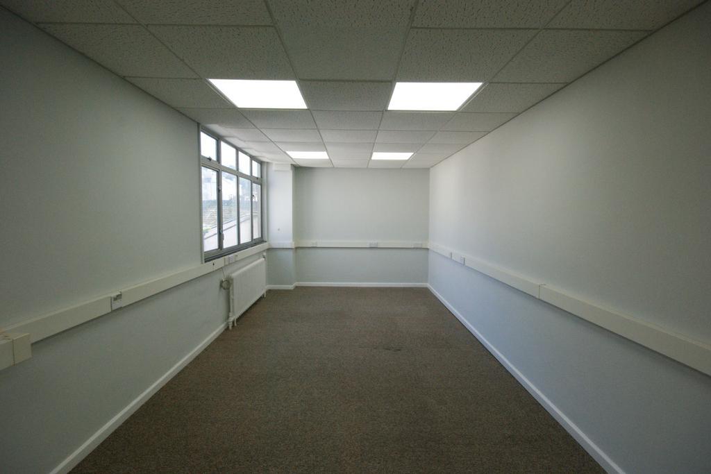 132-136 Union St, Torquay for lease Interior Photo- Image 1 of 3
