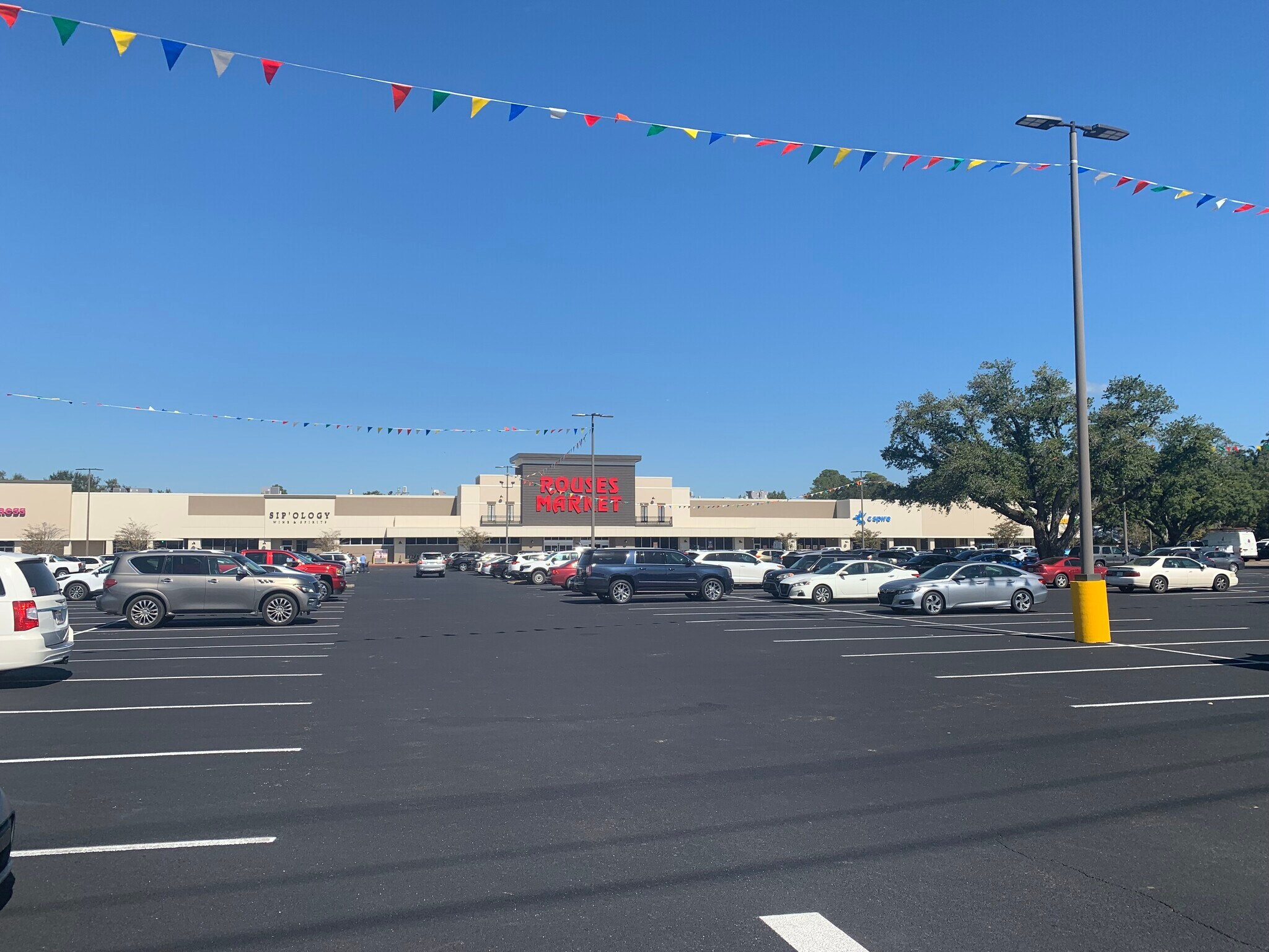 2384 Pass Rd, Biloxi, MS for sale Primary Photo- Image 1 of 1