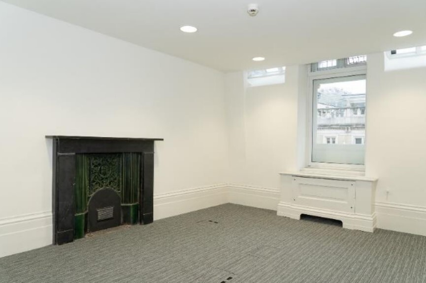 30-32 Fleet St, London for lease Interior Photo- Image 1 of 7