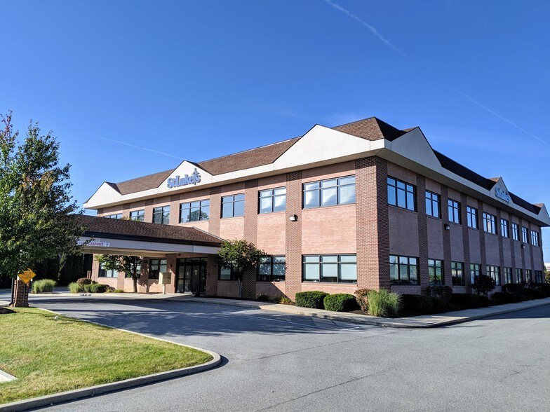 5018 Medical Center Cir, Allentown, PA for sale - Building Photo - Image 1 of 1